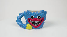 Load and play video in Gallery viewer, POPPY PLAYTIME - Huggy Wuggy 3D Mug (4.5&quot; Ceramic Mug w/ Sculpted Details, 20oz Volume)
